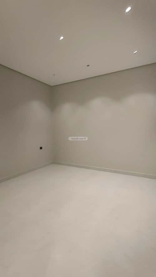 شقة ب 6 غرف المعلاة، أحد رفيدة