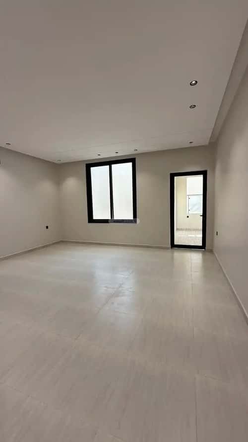 Floor 303 SQM with 7 Bedrooms Al Safa, Jazan