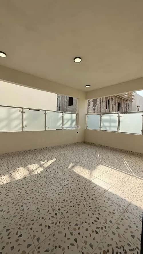 Floor 303 SQM with 7 Bedrooms Al Safa, Jazan
