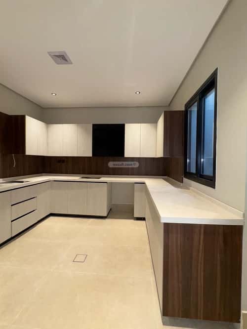 شقة ب 5 غرف التحلية، الخبر