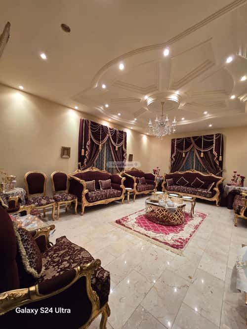 Building 675 SQM with 3 Floors Facing West Al Samer, East Jeddah, Jeddah