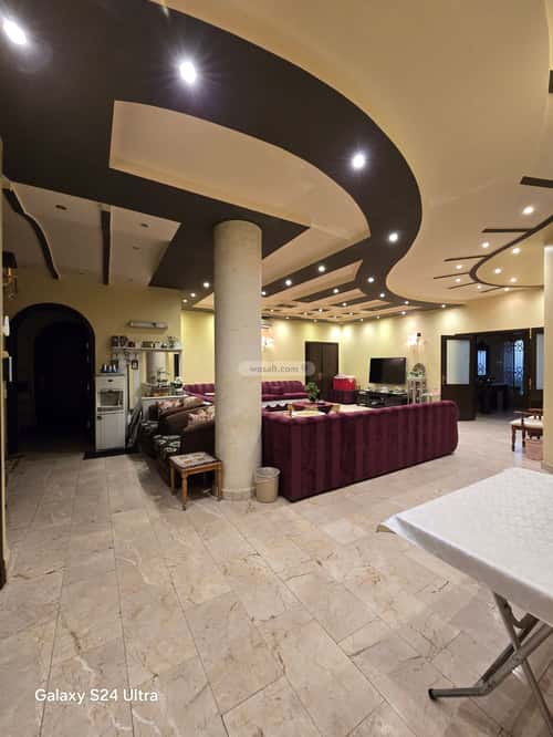 عمارة 675 متر مربع ب 3 أدوار واجهة غربية السامر، شرق جدة، جدة