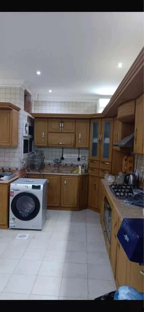 فيلا 312 متر مربع شمالية على شارع 15م السعادة، شرق الرياض، الرياض