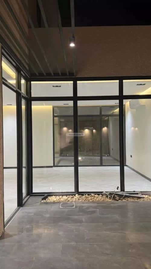 فيلا 500 متر مربع واجهة جنوبية ب 7 غرف عقرباء، الجبيلة