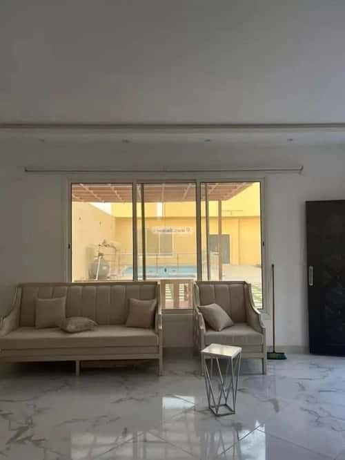 فيلا 1550 متر مربع جنوبية شرقية على شارع 20م الخير، شمال الرياض، الرياض