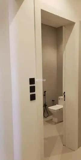 Apartment with 4 Bedrooms Al-Hazm, West Riyadh, Riyadh