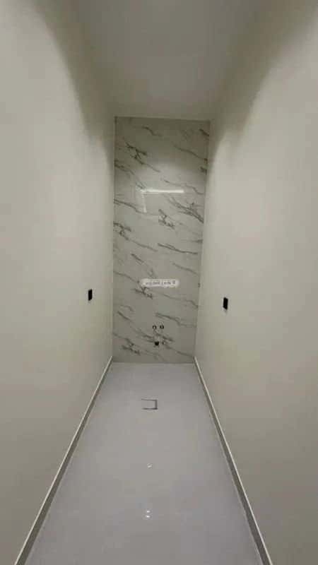 فيلا 250 متر مربع غربية على شارع 15م الصواري، شمال جدة، جدة