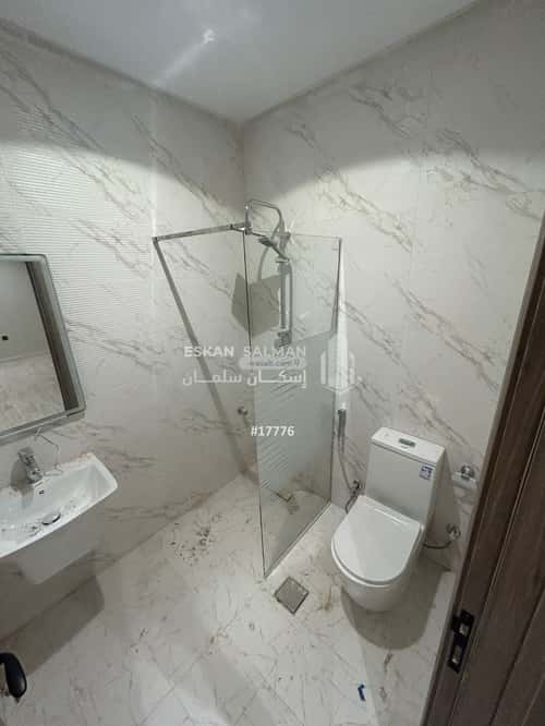 شقة ب 7 غرف حكومي1، شمال جدة، جدة