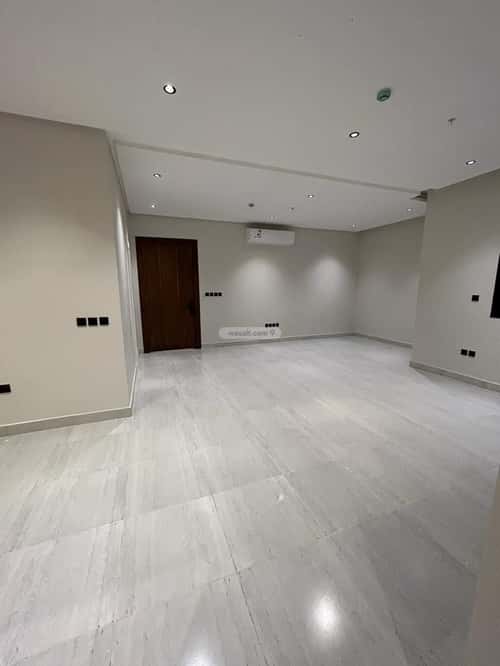 6 bedroom apartment in Al Narjis