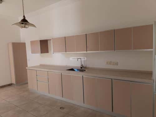 6 bedroom villa in Al Naeem