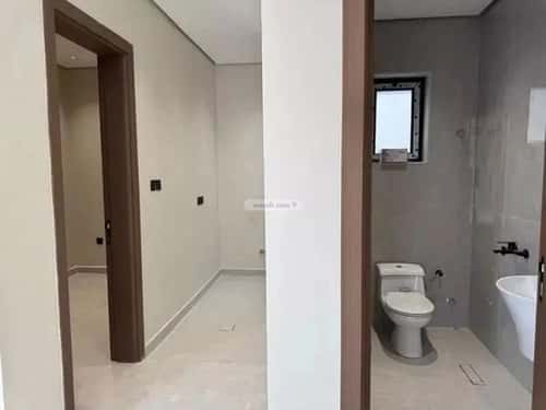 فيلا 357 متر مربع شمالية غربية على شارع 18م أحد، الدمام