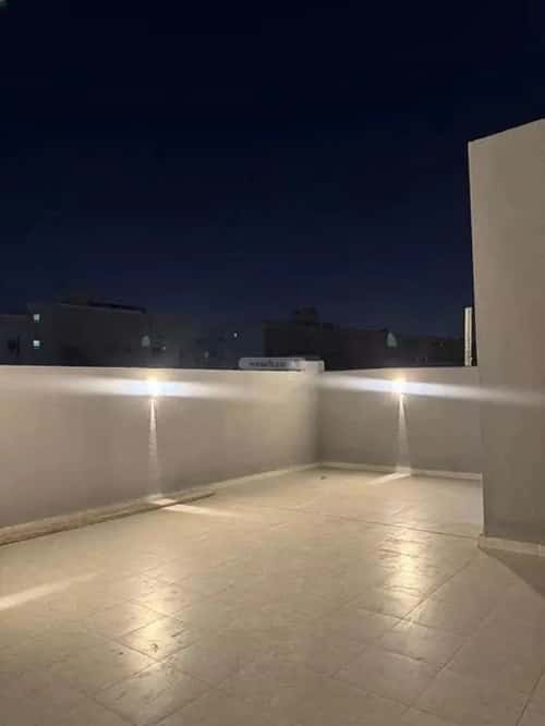 Villa 301 SQM Facing North West on 18m Width Street Uhod, Aldammam