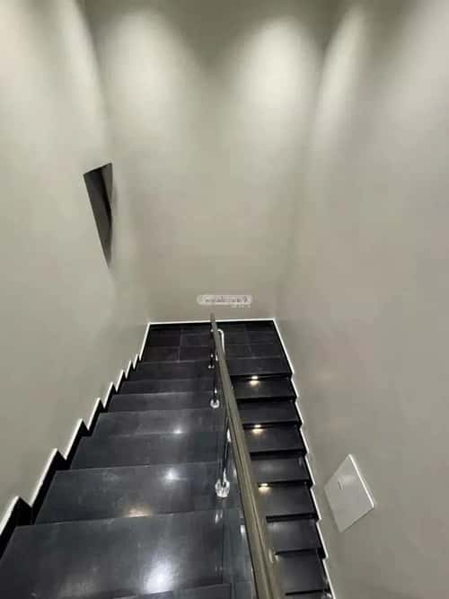 Villa 300 SQM Facing North West on 18m Width Street Uhod, Aldammam