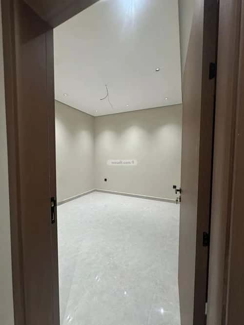 Villa 301 SQM Facing North West on 18m Width Street Uhod, Aldammam