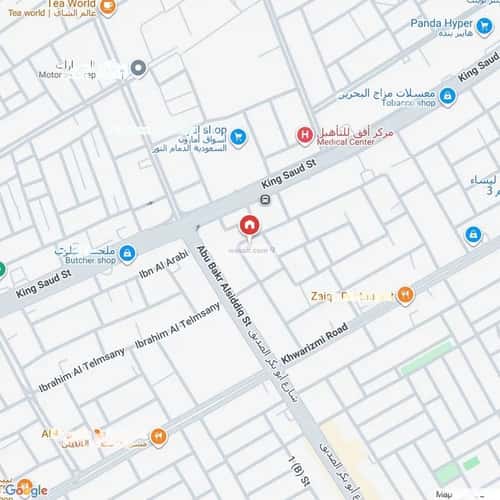 فيلا 300 متر مربع شمالية غربية على شارع 18م أحد، الدمام