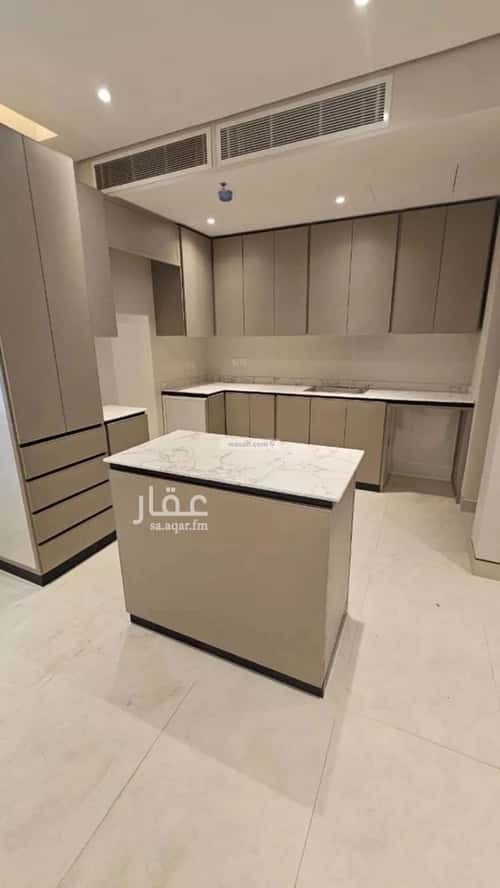 Apartment with 5 Bedrooms Al-Arid, North Riyadh, Riyadh