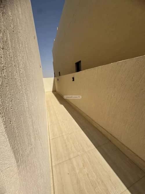 Floor 193 SQM with 4 Bedrooms Al-Janadriyah, East Riyadh, Riyadh