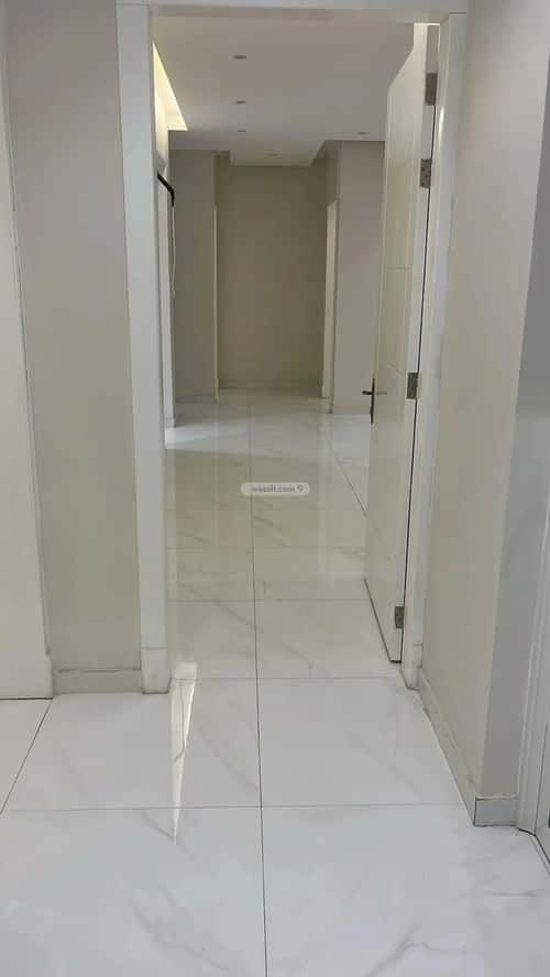 Apartment with 3 Bedrooms Al Buhayrah, Khobar