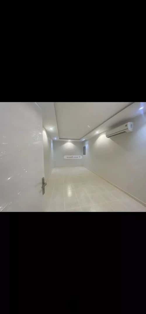 Apartment with 4 Bedrooms As-Sahafa, North Riyadh, Riyadh
