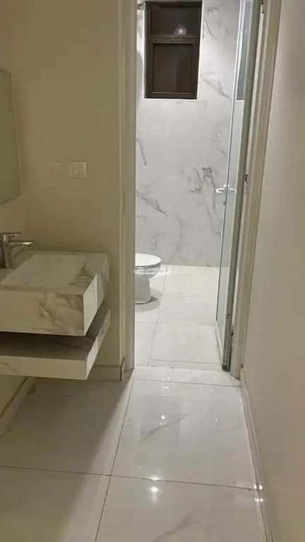 Apartment with 3 Bedrooms Al Buhayrah, Khobar