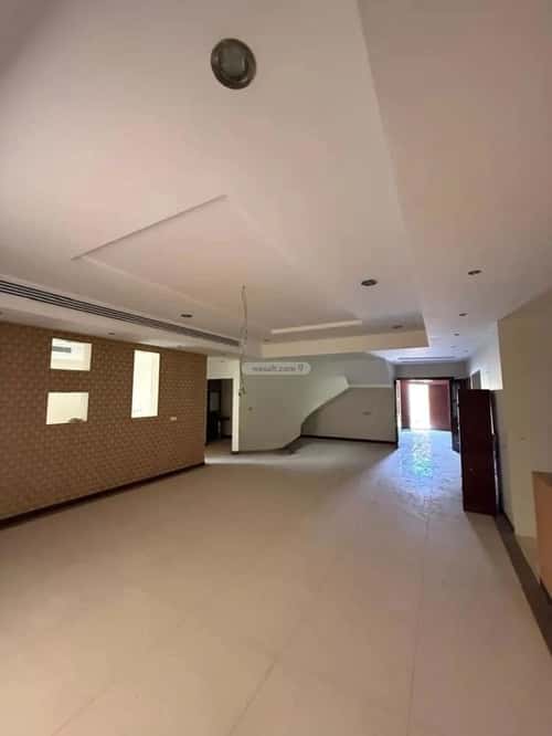 فيلا 546 متر مربع شمالية على شارع 15م الصحافة، شمال الرياض، الرياض