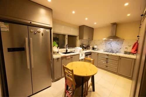 فيلا 250 متر مربع شمالية على شارع 15م النرجس، شمال الرياض، الرياض