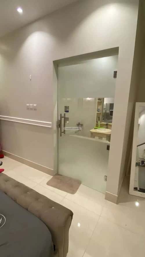 Apartment with 4 Bedrooms Laban, West Riyadh, Riyadh