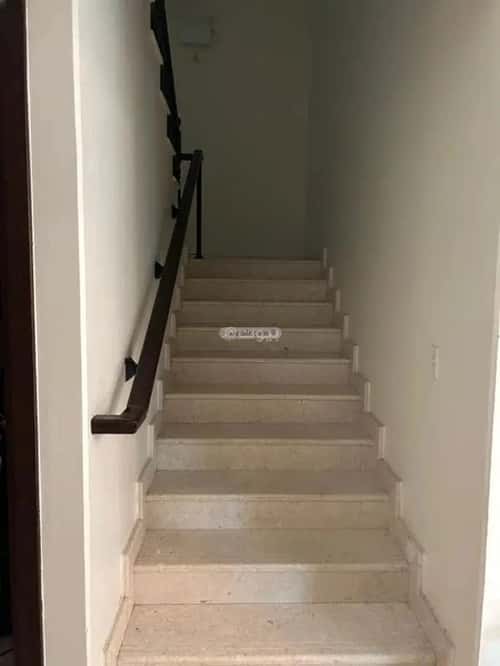 فيلا 666 متر مربع شرقية على شارع 15م جلمودة، مدينه الجبيل الصناعيه