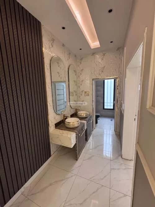 فيلا 640 متر مربع غربية على شارع 25م الزهور، صامطة