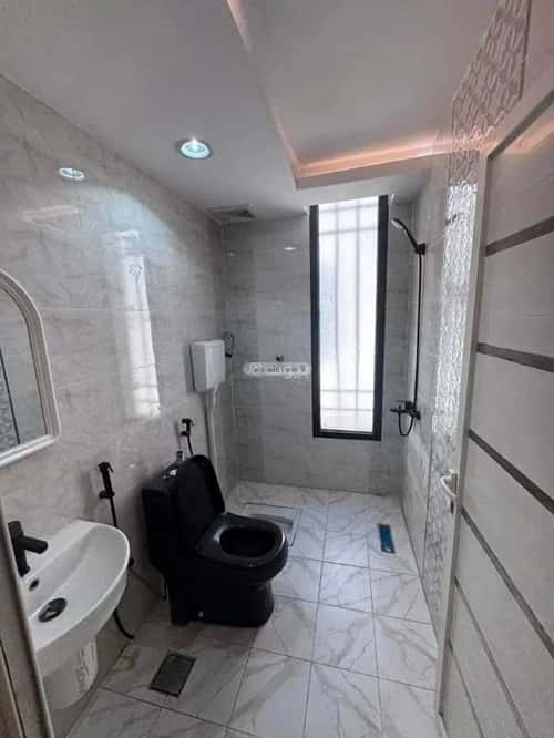 فيلا 640 متر مربع غربية على شارع 25م الزهور، صامطة