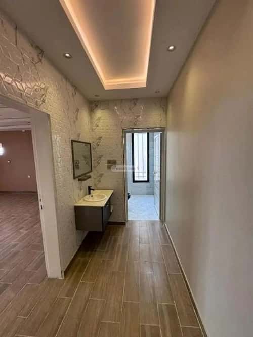 فيلا 640 متر مربع غربية على شارع 25م الزهور، صامطة