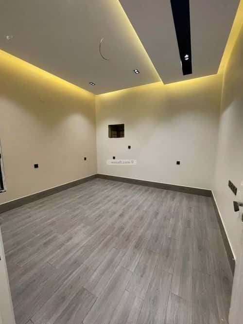 فيلا 640 متر مربع غربية على شارع 30م العزيزية، صامطة