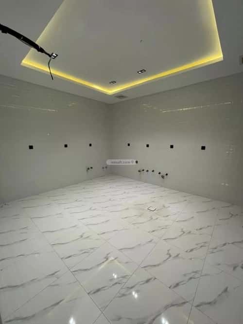 فيلا 640 متر مربع غربية على شارع 30م العزيزية، صامطة