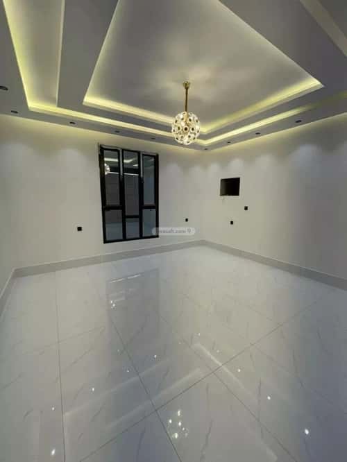 فيلا 640 متر مربع غربية على شارع 30م العزيزية، صامطة