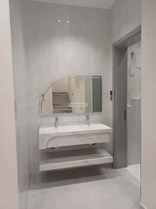 فيلا 384 متر مربع شمالية على شارع 25م الوفاء، شرق جدة، جدة