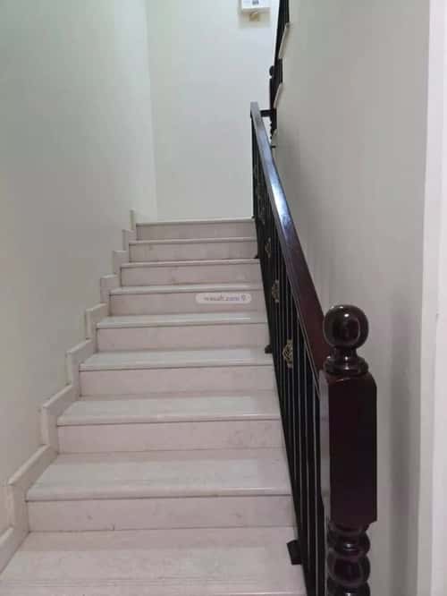 فيلا 448 متر مربع شرقية على شارع 15م جلمودة، مدينه الجبيل الصناعيه