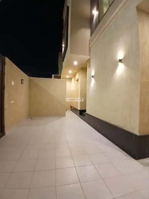 فيلا 297 متر مربع شرقية على شارع 16م الرياض، شمال جدة، جدة
