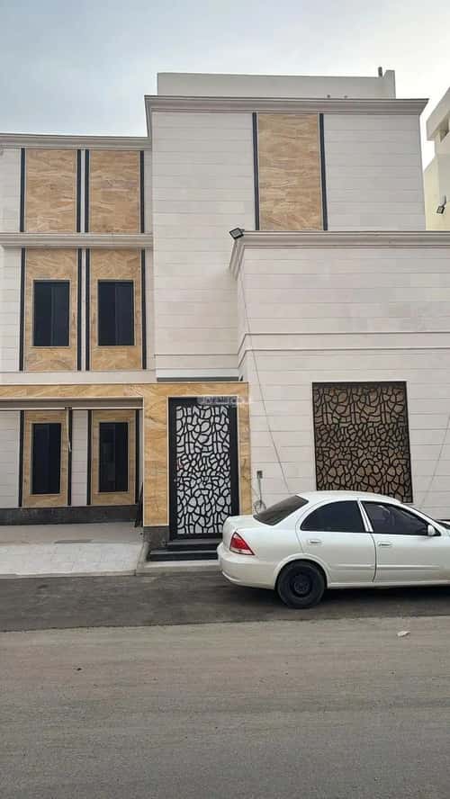 فيلا 326 متر مربع شرقية على شارع 16م الرحمانية، شرق جدة، جدة