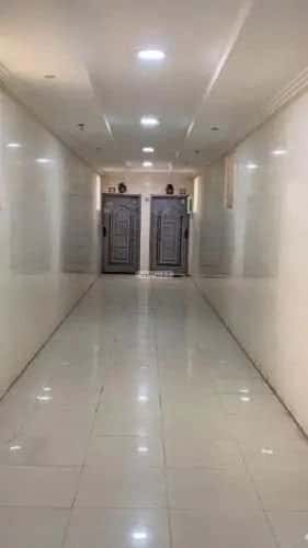 Apartment with 4 Bedrooms As-Suwaidi, West Riyadh, Riyadh