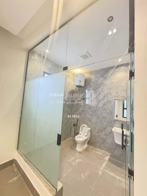 فيلا 214 متر مربع شرقية على شارع 20م بدر، جنوب الرياض، الرياض