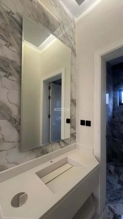 فيلا 200 متر مربع شمالية على شارع 15م القرينية، جنوب جدة، جدة