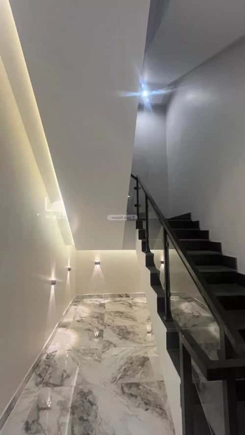 Villa 200 SQM Facing North on 15m Width Street Al Qryenah, South Jeddah, Jeddah