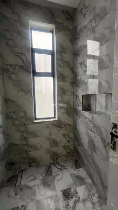 فيلا 200 متر مربع شمالية على شارع 15م القرينية، جنوب جدة، جدة