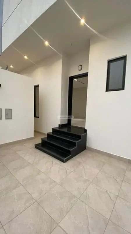 فيلا 200 متر مربع شمالية على شارع 15م اللؤلؤ، شمال جدة، جدة