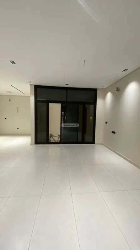 فيلا 200 متر مربع شمالية على شارع 15م اللؤلؤ، شمال جدة، جدة