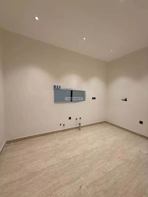 فيلا 322 متر مربع شرقية على شارع 16م الصواري، شمال جدة، جدة