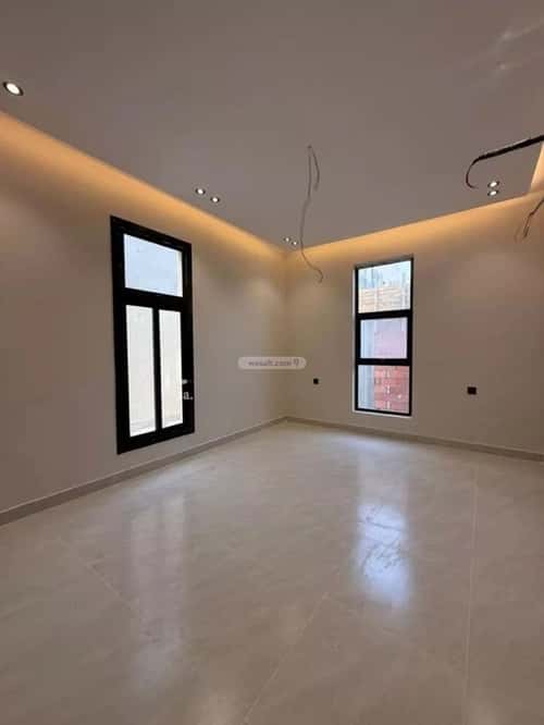 فيلا 300 متر مربع غربية على شارع 16م الرحمانية، شرق جدة، جدة