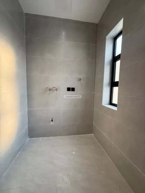 Villa 300 SQM Facing West on 16m Width Street Al Rahmanyah, East Jeddah, Jeddah