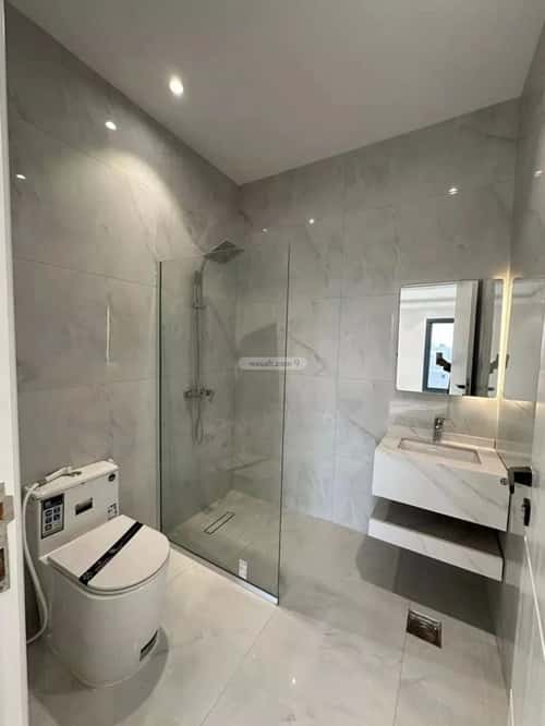 فيلا 367 متر مربع جنوبية على شارع 32م الشراع، شمال جدة، جدة