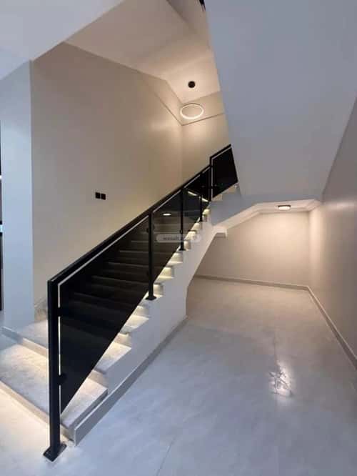 Villa 300 SQM Facing West on 16m Width Street Al Rahmanyah, East Jeddah, Jeddah